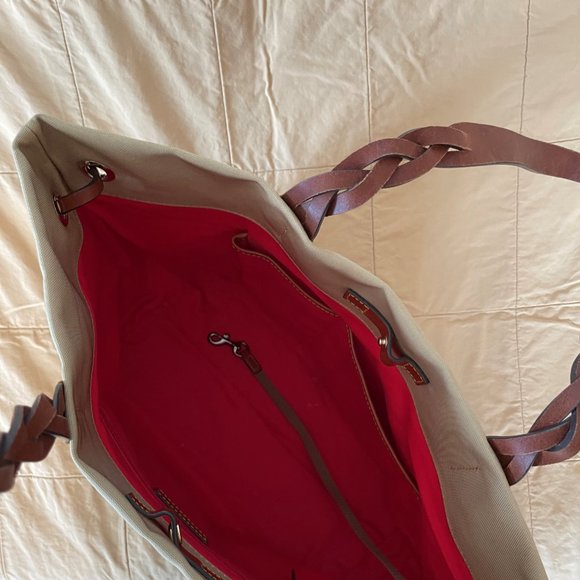 Handbag - Picture 2 of 3